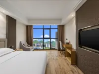 Laiyiyin Homestay Hotéis em Lichuan