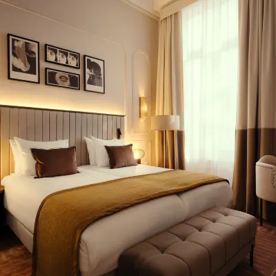 The Manor Amsterdam, Leonardo Limited Edition Hotels near CWI Amsterdam