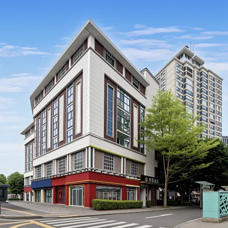 C&D Hotel Fuzhou Отели рядом с достопримечательностью «FJTV тауэр»