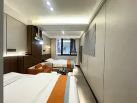 Furui Yueju Homestay (Kangding Liuliu City Love Song Square)