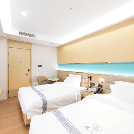 Clear Water Bay Zhenpin Hotel (Baotou Gangtie Avenue)