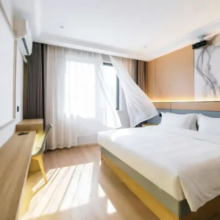 Huihe Hotel (Shaoxing Keqiao Textile City)