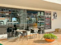 BnB Homes Lili Seaview Residence, 4 Terraces, 2 Pools & AC, parking, gym - ジム