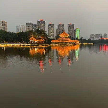 Changxing Smart Hotel (Mengzi Nanhu Park)