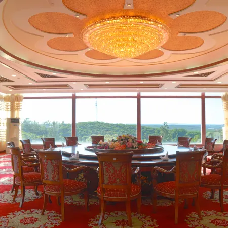 Lake Jingpo Lakeside Resort Hotel