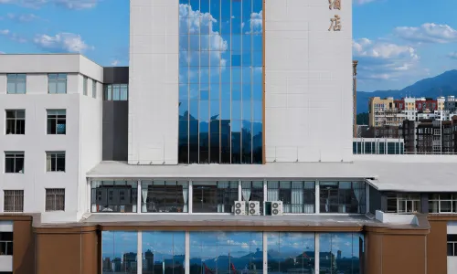 Huifeng Hotel