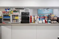 Pacific7 Hotel - Kitchens