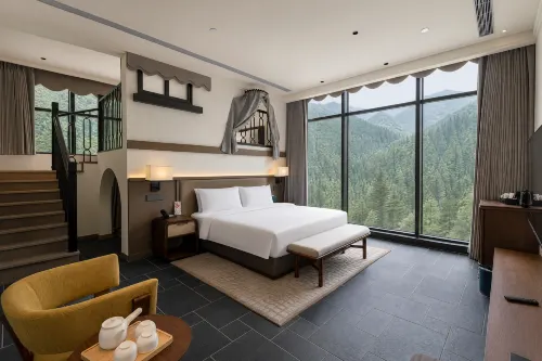 Mianyang Huajianli Qianfo - Pet-friendly