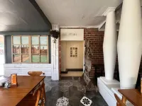 Attara Hostel Senggigi - Hostels
