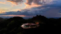 Xunheng · Seventy-Two Homestay - Pools