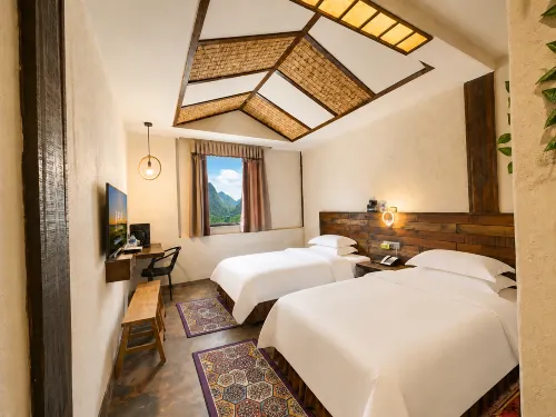 Rockland Meisu Hotel (Daocheng Yading Scenic Area Visitor Center) - balcony