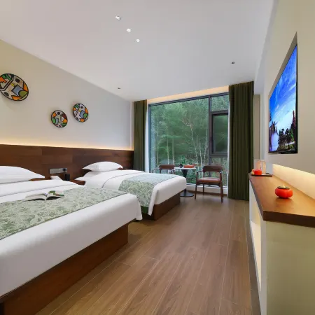 Lanxin · LANXIN Luxury Wild Swimming Pool Resort Hotel (Sanqingshan East Jinsha Cableway)