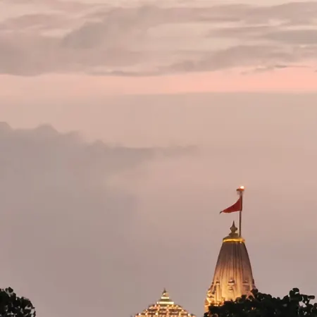 Shri Janki Raman kunj 5 mint from Ram Mandir