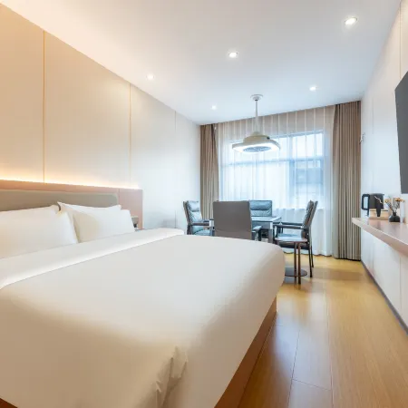 October Hotel (Zhenxing Avenue)