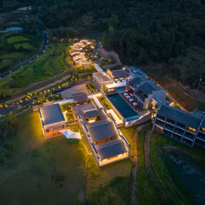 Jingshan Farm Guzhuang Resort Hotels near Jingshan Farm