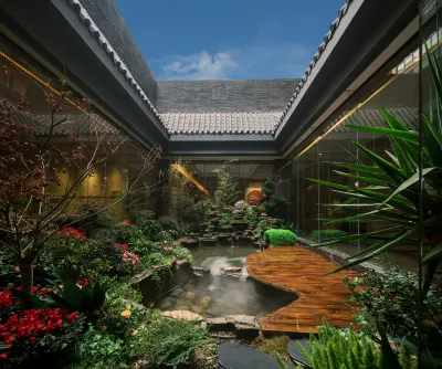 Yunyin Hotel