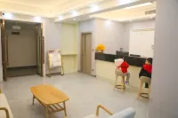 Lilian Business E-sports Hotel