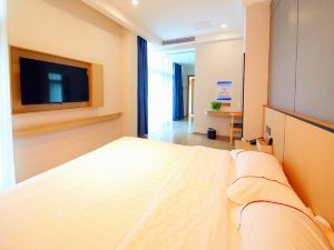 Home Inn UP chinan inns Collection Hotel (Guangzhou Baiyun Railway Station Shijing Subway Station)