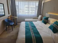 Guangshan Qixing Lake Wedding Theme Hotel Hotels in Guangshan