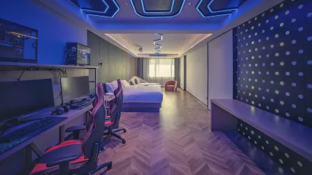 Green  season  hotel