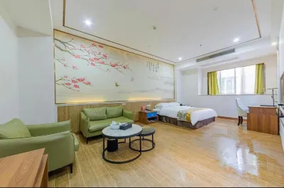 Biwan Hot Spring Resort Hotel Hotels near Liangying Business and Trade Center