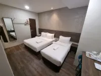Miico Hotel @ Mount Austin