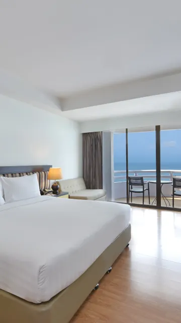 ห้องดีลักซ์ วิวทะเล