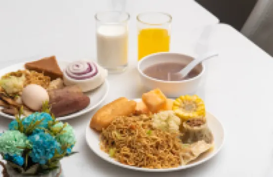 Vienna Hotel(Guangzhou North Railway Station Huaguoshan Subway Station Store)