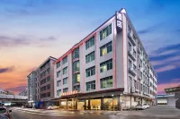 Kaiserdom Hotel (Guangzhou Baiyun Airport) - Dağ Manzaralı