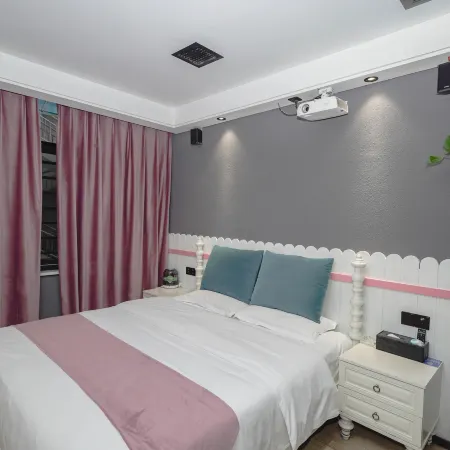 7 DU Hotel