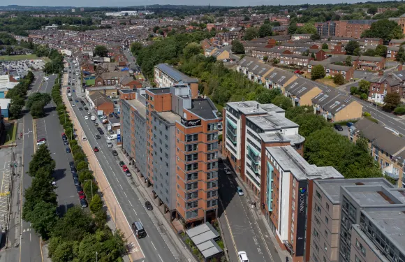 利茲市西魯馬茲公寓式酒店