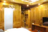 Litang Guoji B&B
