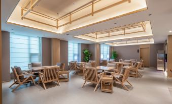 CoCo Cloud Hotel