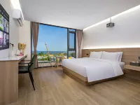 Yelia Sea View Sunrise Villa (Huangcuo Beach Convention and Exhibition Center Store) Hotels near Huangcuo Bathing Spot