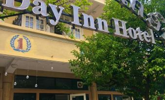 Smile Inn Hotel