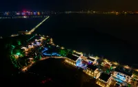 Floral Hotel·Luyixiang Village hotel (Jiujiang Lushan Beihai Resort Area)