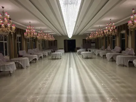 nanyang hotel Отели рядом с достопримечательностью «Jingniang Lake»