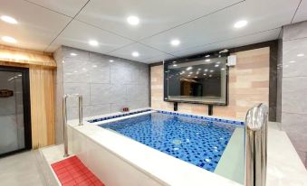 Shizuishan Jinguan Hotel
