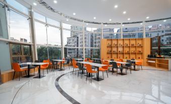 Pengcheng Lijing Hotel (Shenzhen Xiameilin Jingtian Branch)