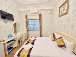 Truc Huyen Hotel