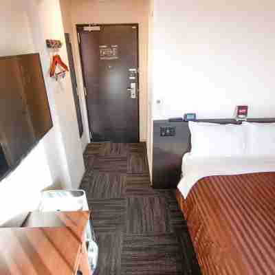 Hotel Livemax Osaka Kadoma Rooms