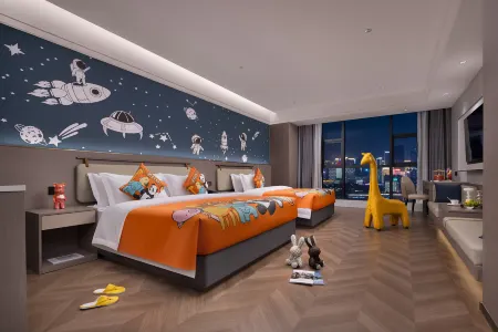 M.PLUS Designer Hotel（Du Jiang Yan Darong City Branch） Отели рядом со станцией Liduigongyuan Railway Station