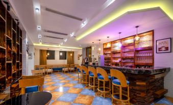 Qianlan Hotel (Haidian Island Hainan University)