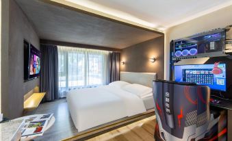 Jinwu Zhixuan Business Hotel (Jinhua Shimao City Plaza Wuzhou Ancient City Scenic Area Branch)