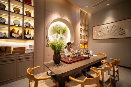 Xichang Lushan Boutique Hotel Отели рядом с достопримечательностью «Sichuan Applied Technical College»