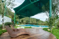 Kaiyuan Resort Hotel - Rooftop Pools