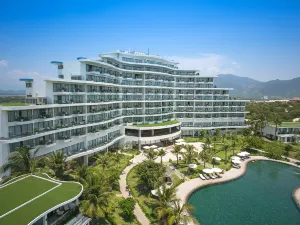 Cam Ranh Riviera Beach Resort & Spa