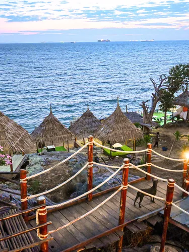 รูปภาพของปารี ฮัท เกาะสีชัง