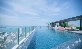 The BASE Central Pattaya by Tai Youzai 썸네일