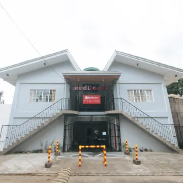 RedDoorz @ VCloud Hills near De La Salle Dasmarinas Cavite